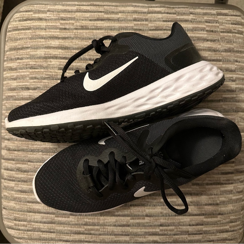 Nike Black and White Athletic Sneakers